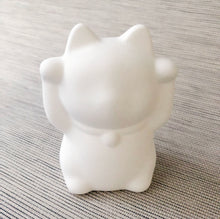 Load image into Gallery viewer, Lucky Cat 招き猫 - Hands Up (Plain version)