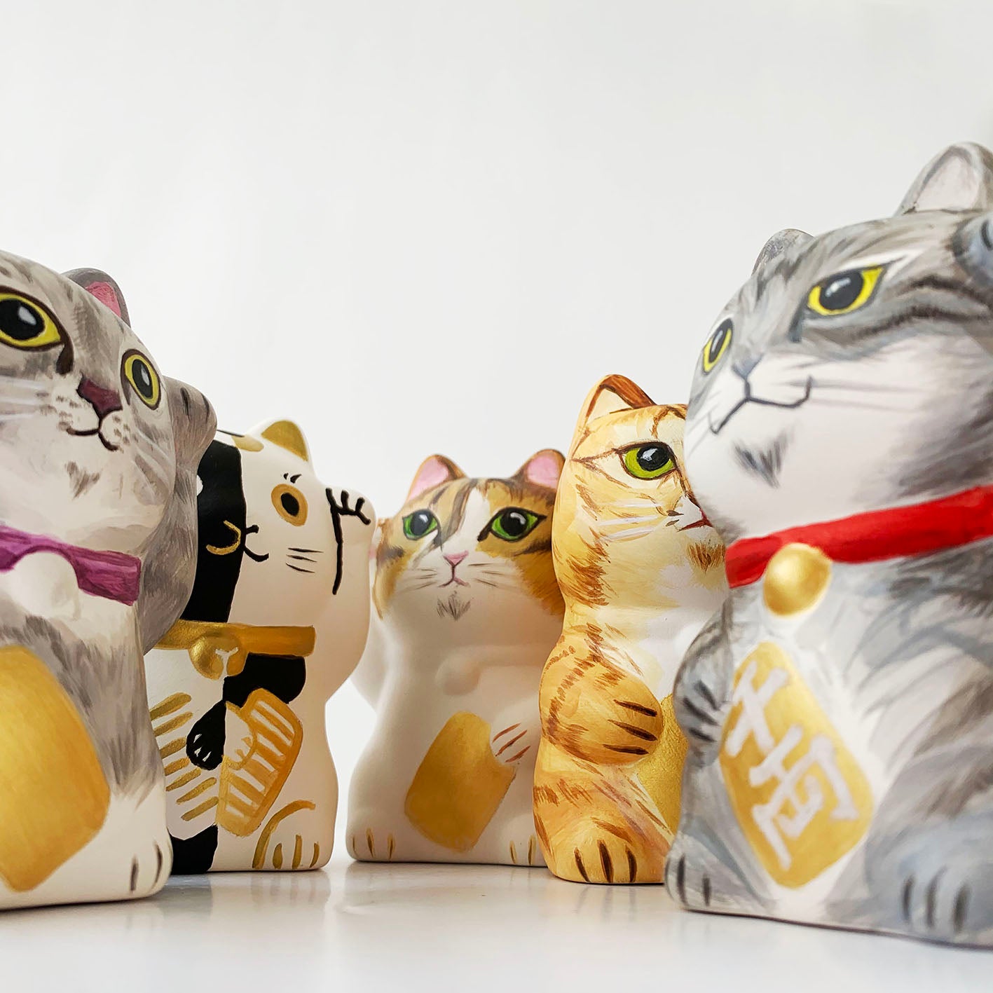 t*a様 創作招き猫　京作家製作　一点もの 京陶人形 京雅 招き猫（2種）/ 土田人形 – 京都の伝統工芸品の