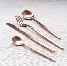 Load image into Gallery viewer, Rose Gold Matte Cutlery Set of 4