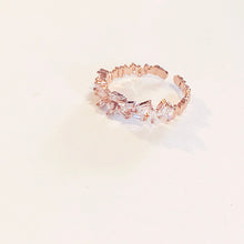 Load image into Gallery viewer, Rum Dia EarCuff x Ring - Rose Gold